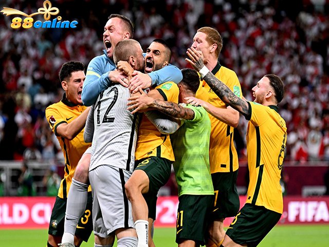 Australia đã giành chiến thắng trong trận playoff liên lục tại FIFA 
