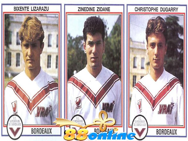 sự kết hợp của bộ ba câu cầu thủ gồm Zidane, Bixente Lizarazu và Christophe Dugarry ở ba tuyến đã tạo ra một đội hình hoàn hảo