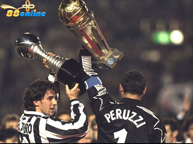 Tại giải UEFA Euro 1996 với 1 lần ra sân Del Piero đã giành chiến thắng 2-1 trước Nga 